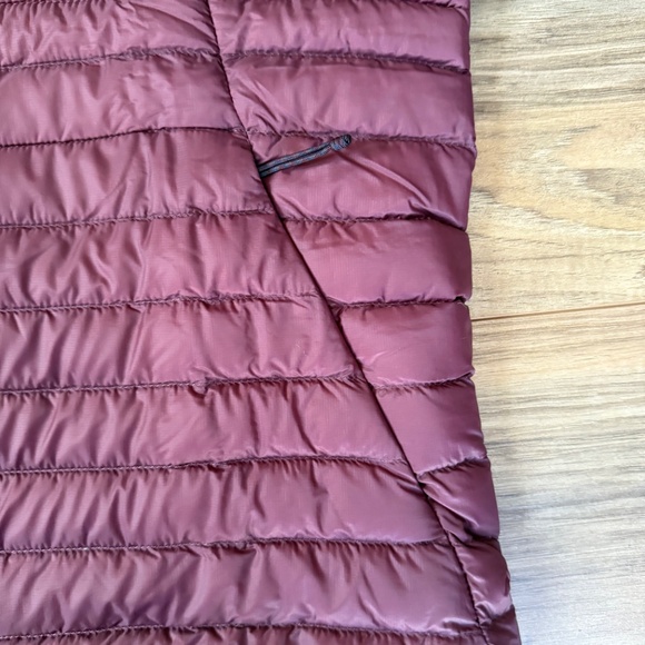 NWT - Patagonia AlpLight Down Jacket S - Picture 5 of 16